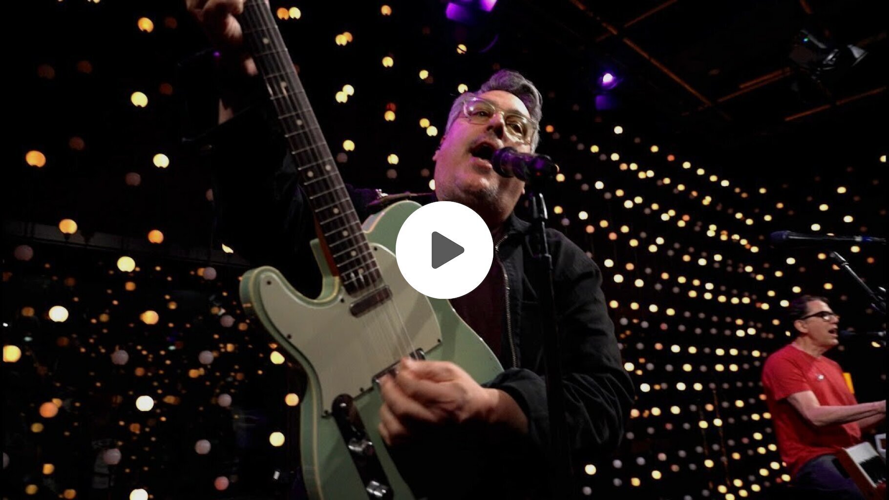 They Might Be Giants - Moonbeam Rays / Ana Ng (Live on KEXP)